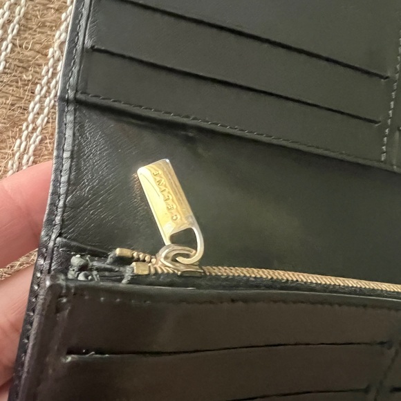 Authentic Vintage Celine Wallet - Picture 6 of 9